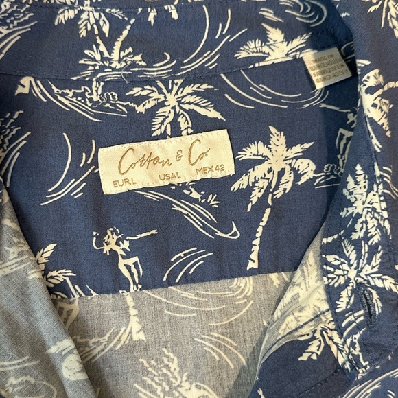 Short sleeve button up by Cotton and Co. palm tree pattern - Picture 2 of 2